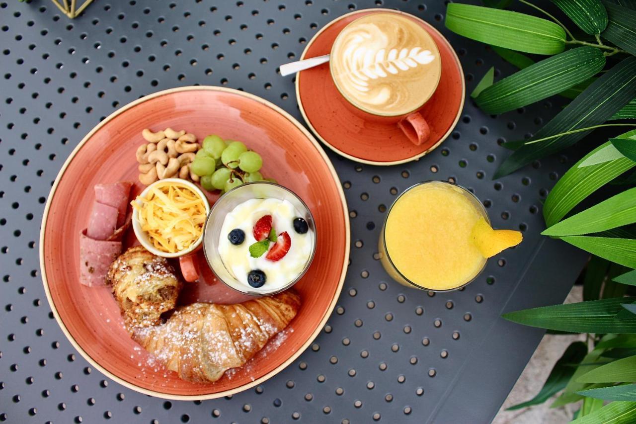 Wink Eaton Square 3* Cape Town