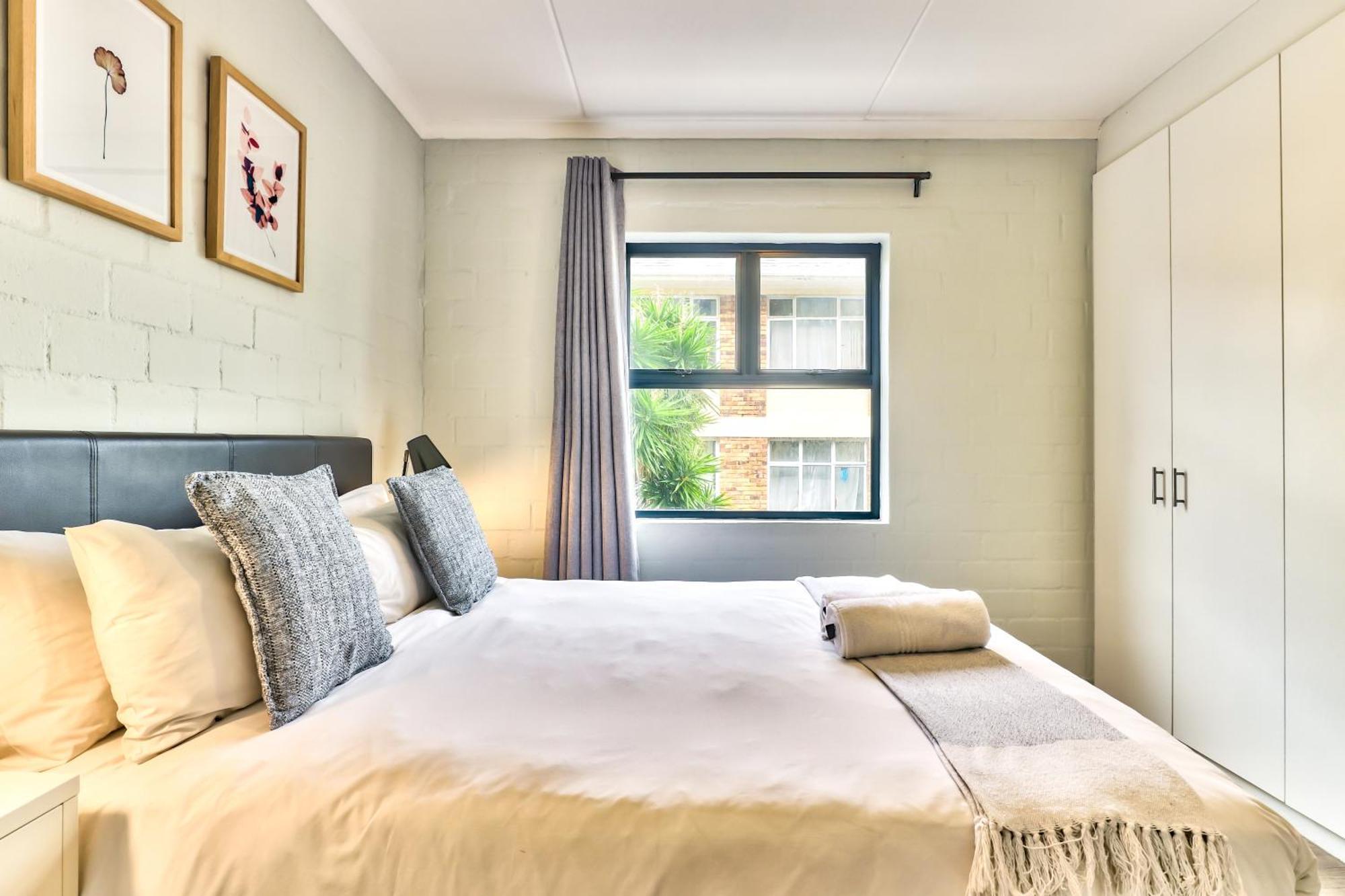 Hotel Wink Eaton Square Cape Town